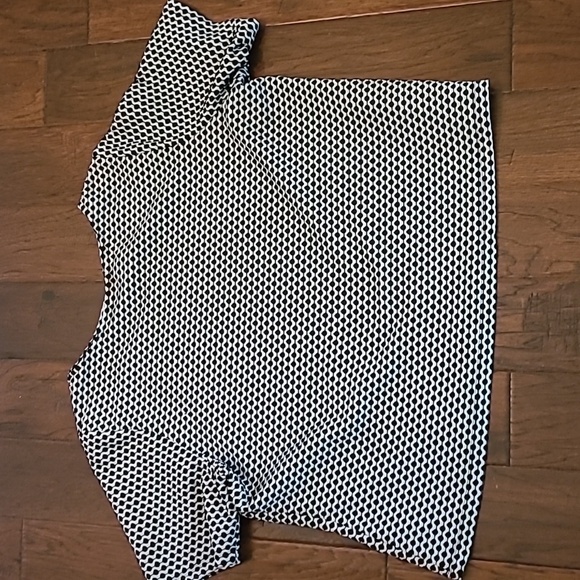 Ruby Rd black and white top with a textured polka-dot pattern size 3X - Picture 2 of 7